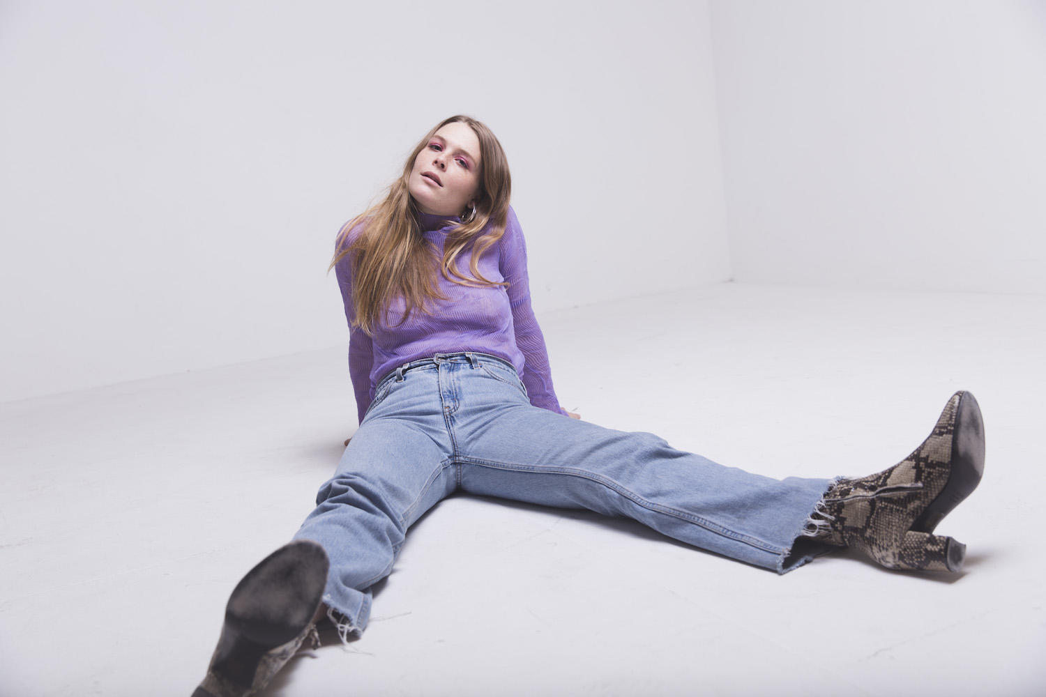 Maggie Rogers Channels Newfound Fame on Sparkly Debut